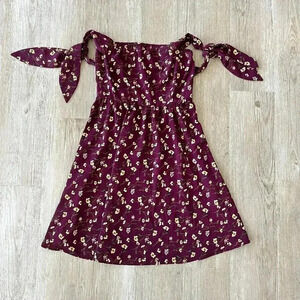 Womens Xhilaration Burgundy Floral Dress - M